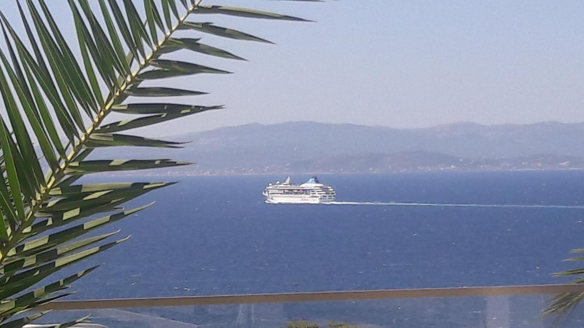 Mavi Panorama Villa Çeşme Exterior foto