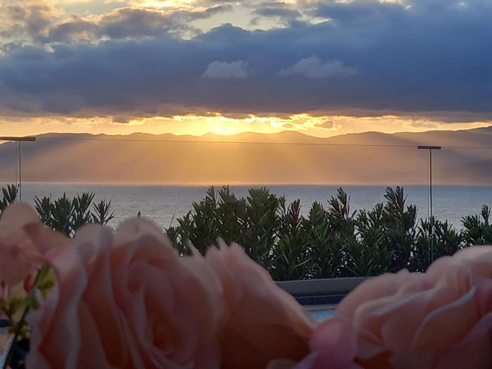 Mavi Panorama Villa Çeşme Exterior foto